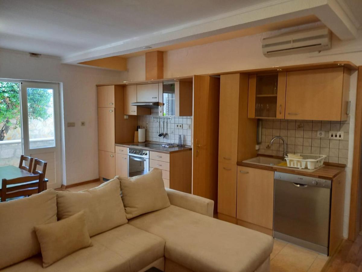 קאבטאט Relax Comfy Cozy Apartment מראה חיצוני תמונה