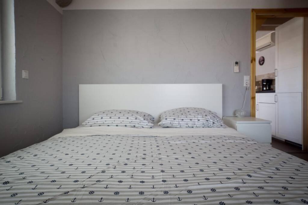 קאבטאט Relax Comfy Cozy Apartment מראה חיצוני תמונה